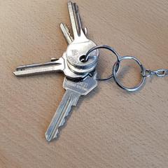 Keys, as reported by The Metropolitan Museum of Art using iLost