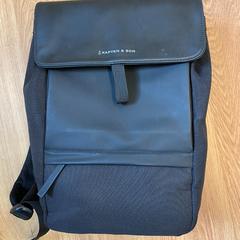 Backpack, as reported by The Metropolitan Museum of Art using iLost